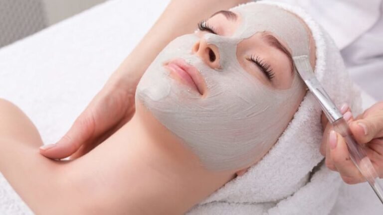 8 Benefits Of Facial Treatments For Acne-Prone Skin